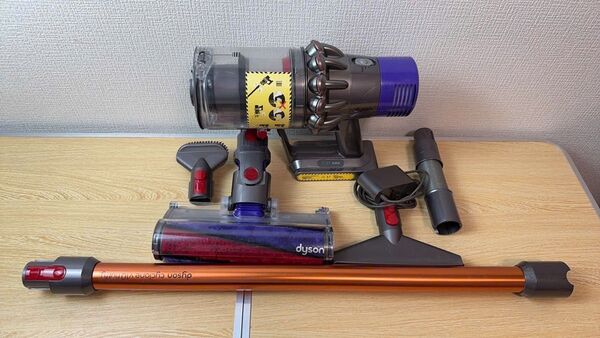 ダイソン dyson cyclone v10 sv12 掃除機