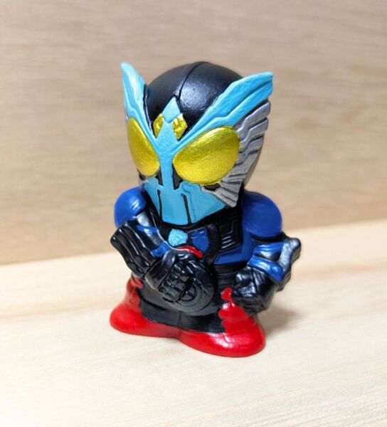 仮面ライダーオーズ(ポセイドンイメージver)指人形 素人リペイント製作物