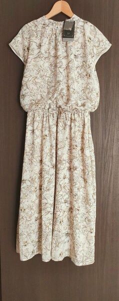 【新品未使用】しまむらotona Kirei Style わたしの7days closet ワンピース アイボリー Mサイズ