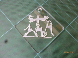 Art hand Auction Self-made laser engraved acrylic key chain Banksy Elephant carrying a rocket Approx. 67 x 67 mm (5 x 5 cm) Available via Nekoposu Nationwide ¥400 New [Q-032], miscellaneous goods, key ring, handmade