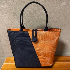 帯リメイクバッグ オレンジ・ブラック斜めデザイン ハンドメイド 帯リメイク