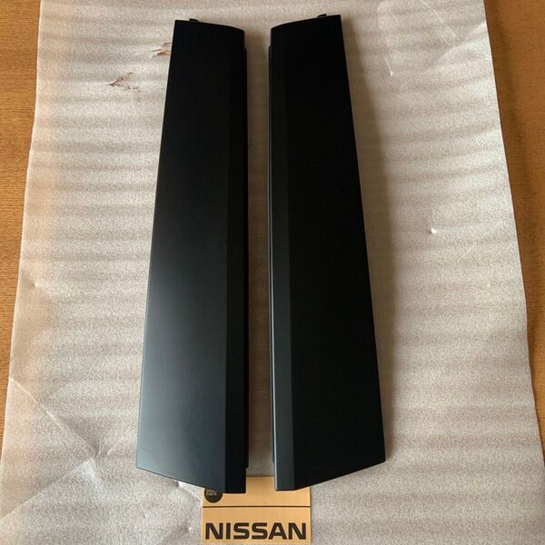 BNR34 スカイライン GT-R フィニッシャー ロック ピラー 左右セット