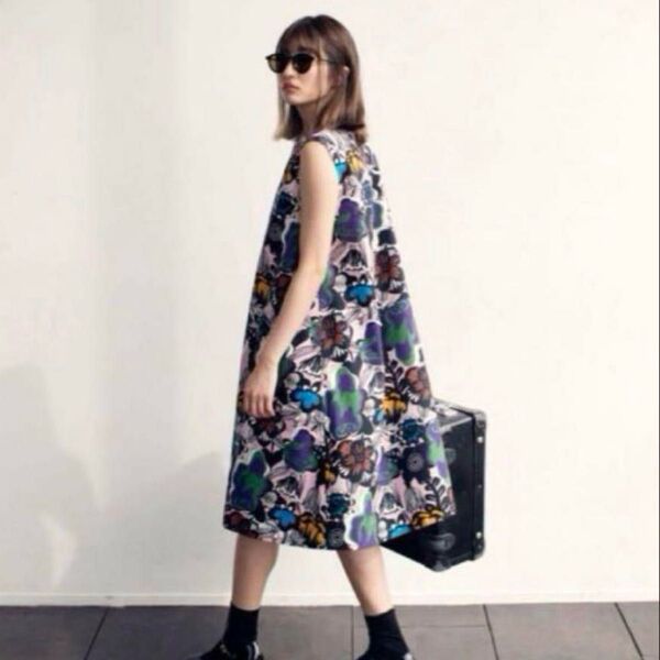 ユニクロ UNIQLO マリメッコ marimekko コラボ ワンピース 花柄 Lサイズ ワンピースとバッグのセット 完売品