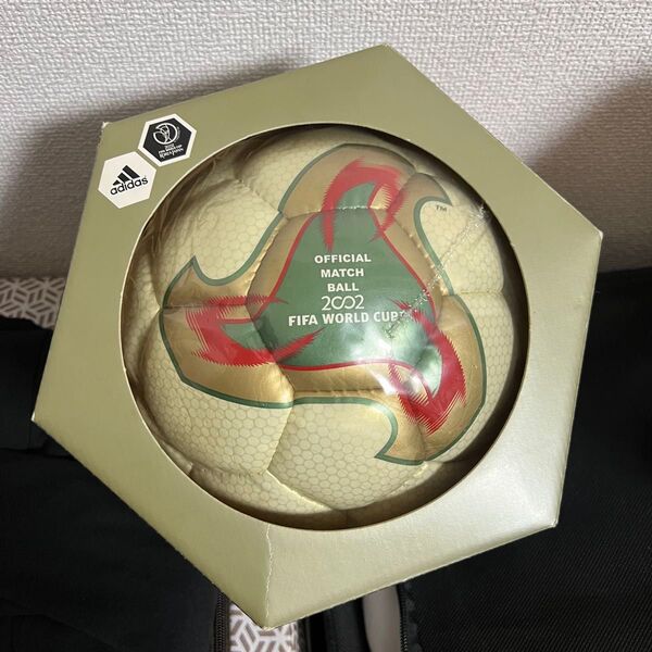【希少】FIFAワールドカップ公式試合球(新品・未使用・箱付き) FIFAサッカー 2002年 日韓ワールドカップ公式球 5号