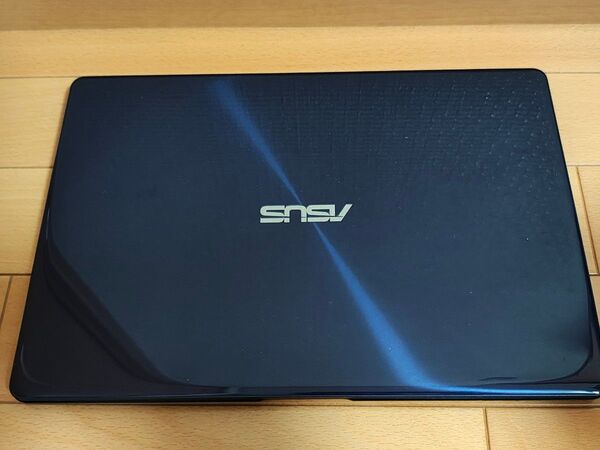 ASUS ノートパソコン CORE i5 NVIDIA UX331UN Windows11 GPU搭載