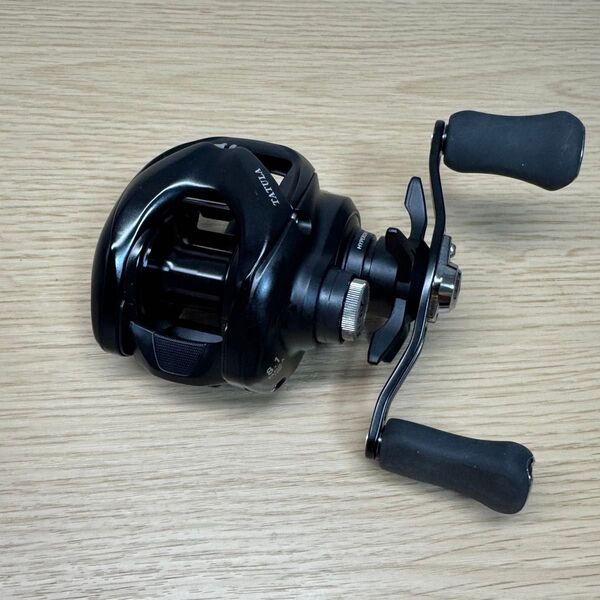 ダイワ 24 タトゥーラ TW 100XH Daiwa TATULA ベイトリール 10581