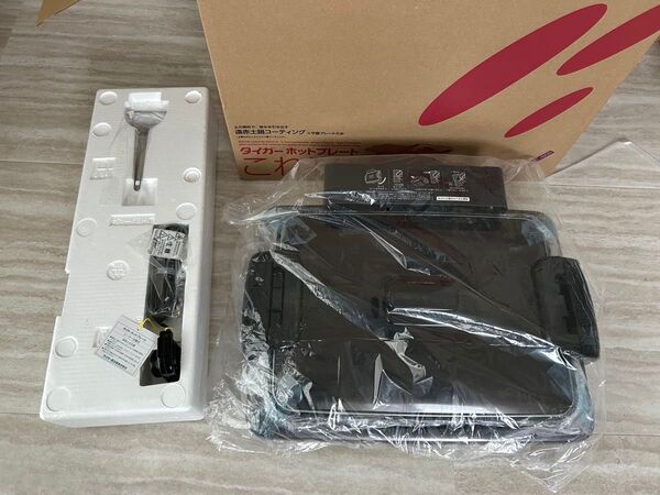 新品未使用品 タイガー ホットプレート これ一台 CRV-A300T TIGER たこ焼き 調理器具 バーベキューコンロ