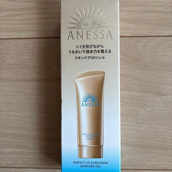 アネッサ パーフェクトUV スキンケアジェル <NA> SPF50+ PA++++ 90g 送料無料