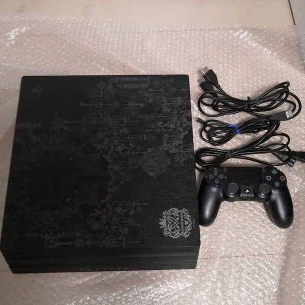 美品 PS4 PRO キングダムハーツⅢ エディション