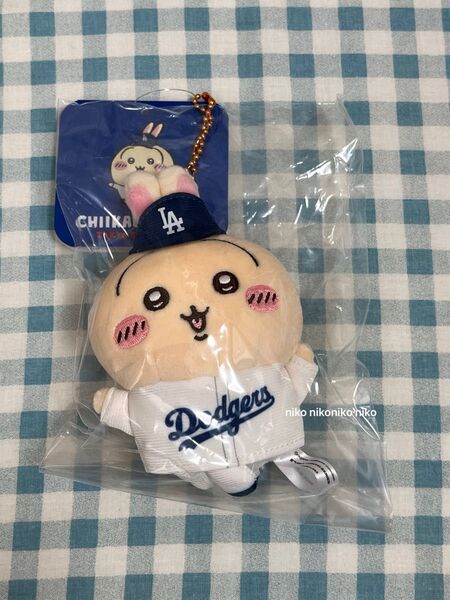 ちいかわ×MLB TOKYO SERIES ドジャース マスコット うさぎ