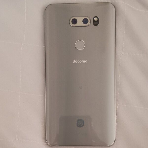 美品 GALAXY V30+(プラス)L01K シルバー ドコモ版SIMロック解除済み ネットワーク制限〇