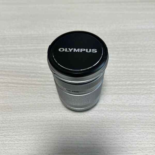 美品 OLYMPUS 望遠ズームレンズ M.ZUIKO DIGITAL ED 40-150mm F4.0-5.6 R オリンパス