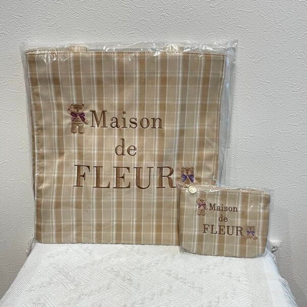 【新品】Maison de FLFUR メゾンドフルール ショルダーバッグ/トートバッグ+ポーチ【チェック柄の生地くま刺繍】2点
