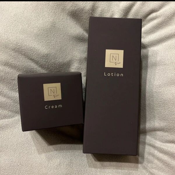 NオーガニックVieローション100ml、バリアクリーム47g