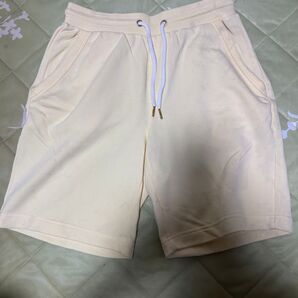 GU ハーフパンツ 黄色
