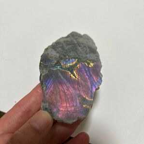 【虹色輝き】ラブラドライト 原石スライス 94g 天然石 パワーストーン 鉱物 自然石 鉱石 鑑賞石 24時間以内発送匿名発送