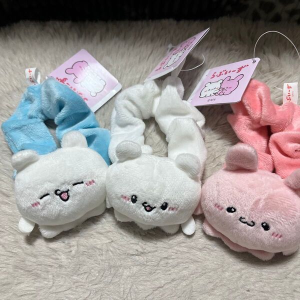 らぶいーず マスコット付きシュシュ 3個セット すもっぴ ぴょんちー