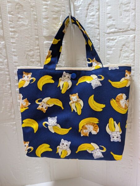 ハンドメイド 可愛い猫のトートバッグ
