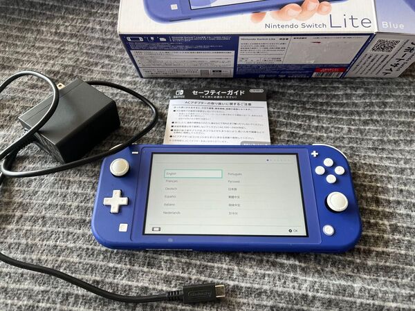 Nintendo Switch Lite ブルー スイッチ ライト