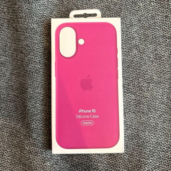 Apple iPhone 16 シリコンケース ピンク MagSafe