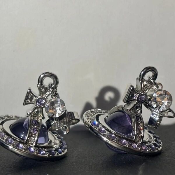 Vivienne Westwood オーブ パープルピアス