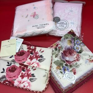 《新品未使用》ローラアシュレイ&他ハンカチ&ポーチセット