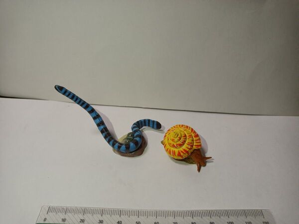 海洋堂 チョコエッグ ウミヘビ フィギュア 貝 エラブウミヘビ 動物 チョコQ