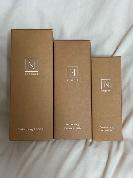 Nオーガニック バランシング ローション エッセンスミルク コンディショニングVCエッセンス