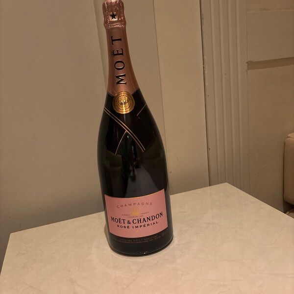 MOT & CHANDON ロゼ・インペリアル 1500ml