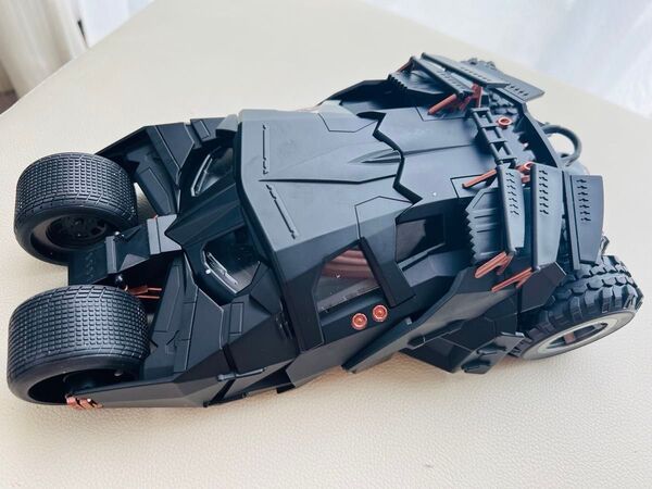 バットモービル タンブラー ダークナイト トリロジー DC 1:24合金製モデル