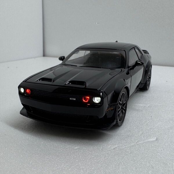ダッジ チャレンジャー ダイキャスト ミニカー ワイルドスピード 黒 1/32
