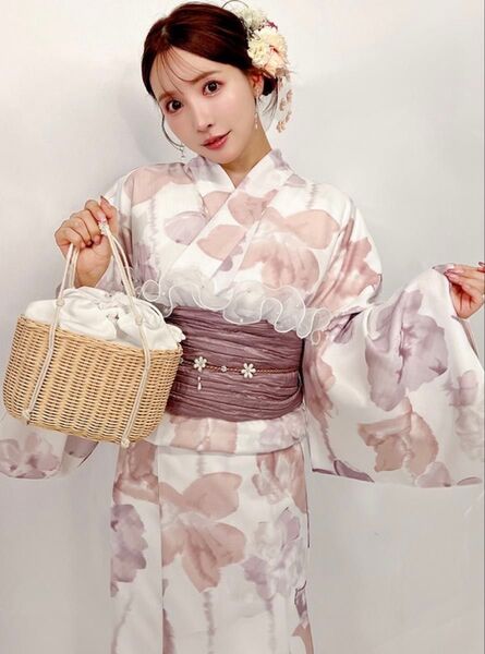 ぼかしフラワー浴衣セット◆大人ゆかた 作り帯◆白地 ピンク 水彩花柄 フェミニン