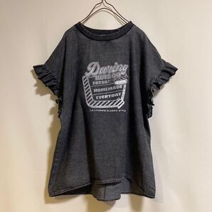 ノーブランド 英字ロゴプリント フリル使い フレンチスリーブ デニムプルオーバー ゆったり