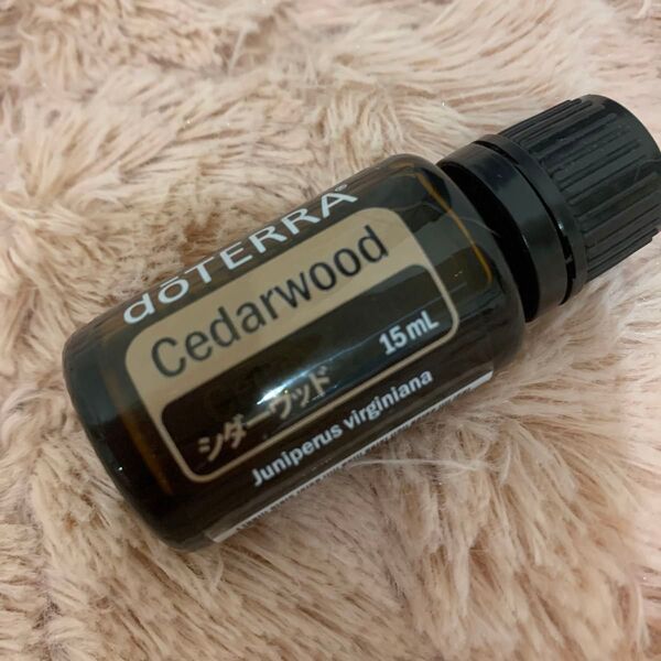 doTERRA ドテラ シダーウッド エッセンシャルオイル 15ml