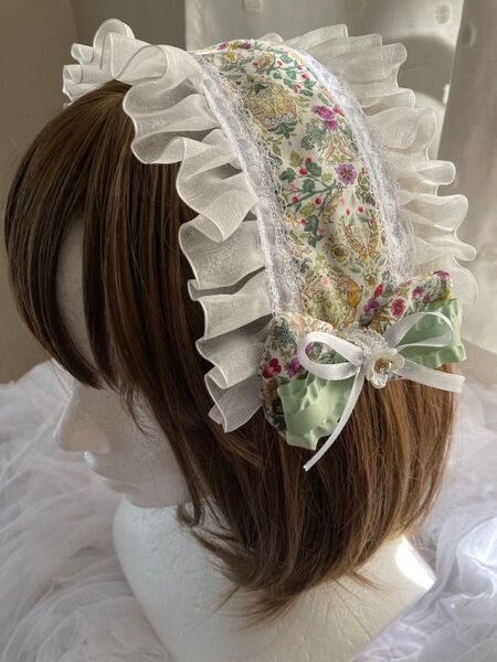 ハンドメイド*リバティ風*小花柄のヘッドドレス