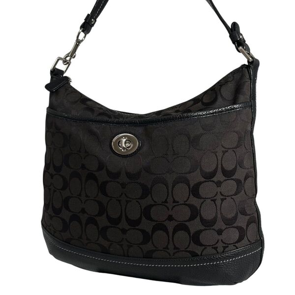 COACH コーチ ショルダーバッグ 斜め掛け ボディ ターンロック シグネチャー キャンバス レザー 黒 ブラック 24032