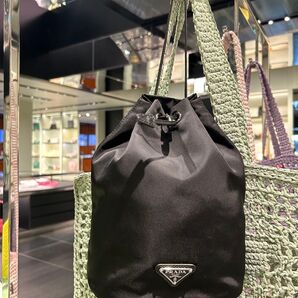 最後★新品★PRADA★巾着バッグ 巾着ポーチ 三角ロゴ ★ブラック 黒