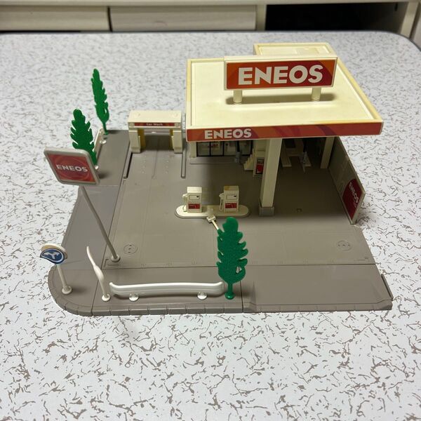 【廃盤】トミカ ENEOS 日石三菱 ガソリンスタンド