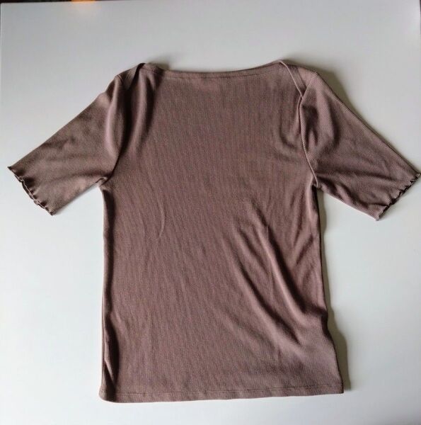 リブTシャツ ブラウン Sサイズ アースミュージックアンドエコロジー