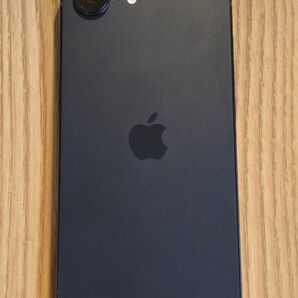 極美品Apple iPhone 16e 128GB ブラック