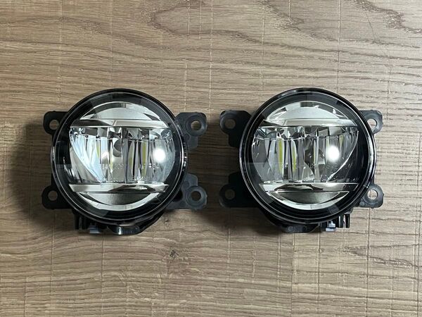 美品 三菱 デリカD5 後期 純正 LEDフォグランプ KOITO製 左右セット