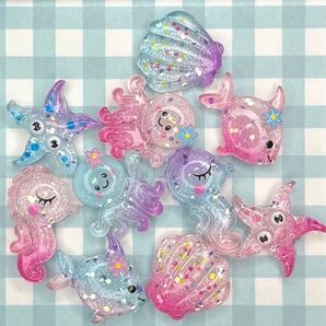NO.253 デコパーツ キラキラ 海のいきもの ピンク5種1セット110円 ブルー5種1セット110円 2色セット210円