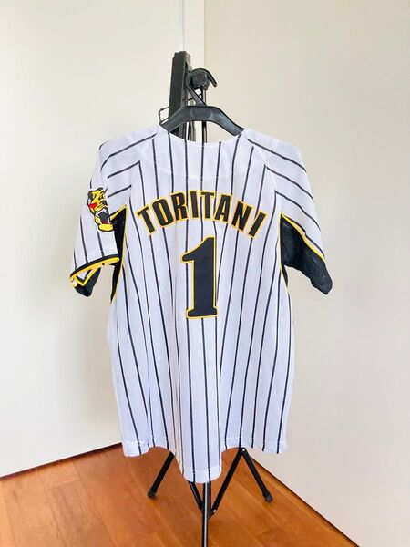 阪神タイガース 鳥谷 鳥谷敬 ユニフォーム ホーム ホーム用 刺繍 Tigers 1番 Sサイズ 阪神タイガース公認 シャープ産業