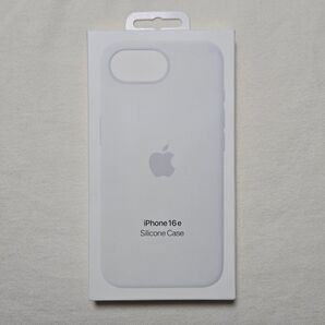 iPhone16e シリコーン ケース カバー ホワイト アップル 純正 ④