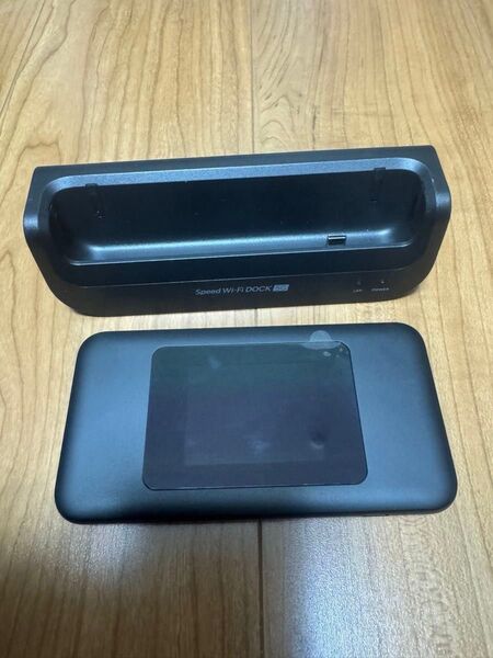 Speed Wi-Fi DOCK 5G 01