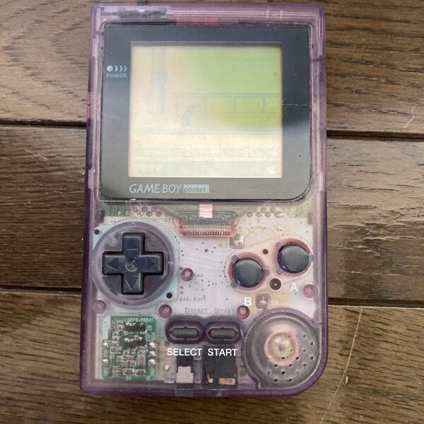 ゲームボーイポケット クリアパープル 本体のみ 電池ソフトは付きません 横線あり
