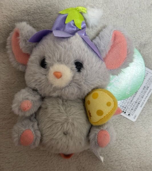 ディズニー ファンタジースプリングス チーズ ぬいぐるみチャーム 未使用タグ付き