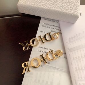 CDロゴ ピアス ゴールド パール おしゃれ ピアス ゴールド アクセサリー ゴールド系