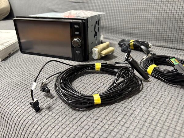 送料込 トヨタ純正 SDナビ NSZT-W66T 2017年秋版 トヨタ純正ナビロック付