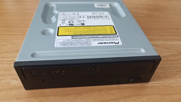 Pioneer 内蔵ブルーレイドライブ BDR-207DBK SATA DVD BD パイオニア